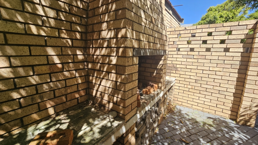 3 Bedroom Property for Sale in Wavecrest Eastern Cape